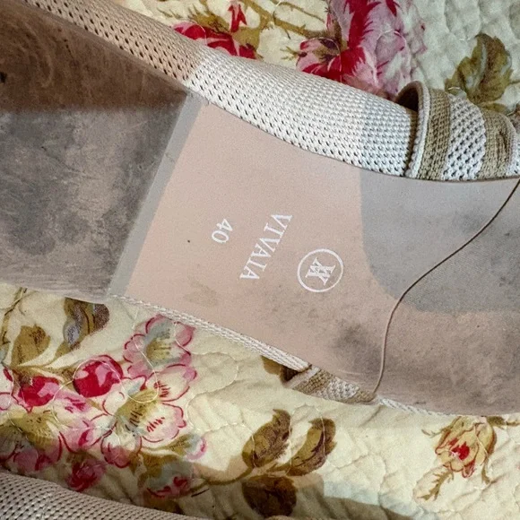 Vivaia Daphne Pointy Toe Mary Jane Bow Slip-On Flats Ivory Tan Sz 49 - Picture 5 of 10